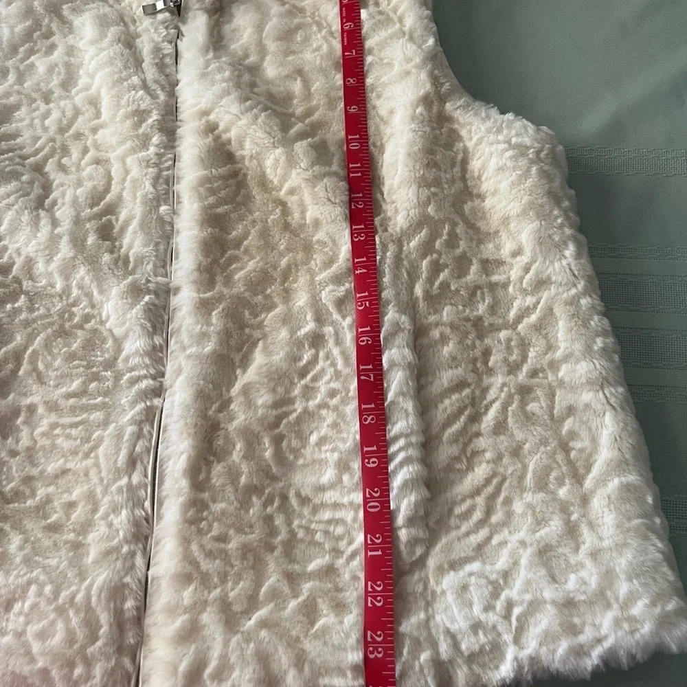 Coldwater Creek Ivory Textured Vest size L BRAND NEW